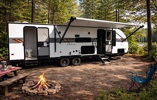 2023 Forest  Wildwood X-Lite-your rolling basecamp