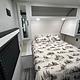Trailside Escape JANY 2308