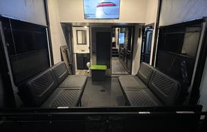 43’ toyhauler with patio and generator
