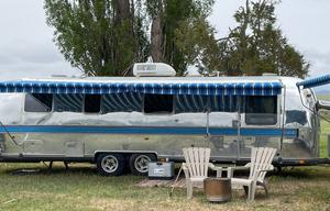 SilverStays 1981 Airstream Excella *DELIVERY ONLY*