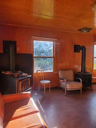 Guard Station, Loop: Mill Hollow Guard Station