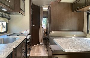 2020 Thor Motor Coach Freedom Elite