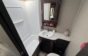 Comfortable Travel Trailer for 6 People