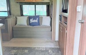 2015 Coachmen RV Catalina 273DBS RV rental photo 4