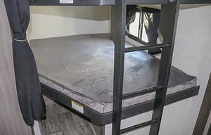 2022 CrossRoads RV Sunset Trail SS272BH RV rental photo 11