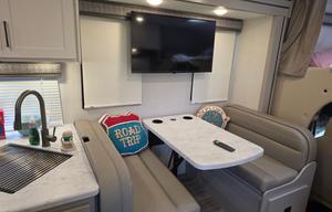 The Pasadena Palace: With Bunkbeds & 8K Towing