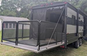 2021 Cherokee Grey Wolf 22RR RV rental photo 11