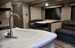 (DELIVERY ONLY) 2023 Catalina Coachmen
