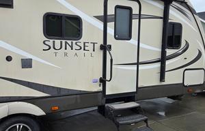2016 CrossRoads RV Sunset Trail Super Lite ST270BH RV rental photo 12