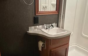 Winnebago-Superior Ride-Deluxe Living-Family Fun