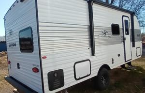 2026 LIGHTWEIGHT - SLEEPS 8 ANY TRUCK CAN PULL!
