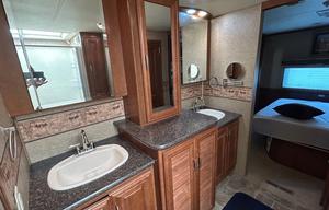 2013 Thor Motor Coach Challenger 37DT RV rental photo 3