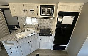 "Texas Triple Chill" Coachmen Shasta 530QB