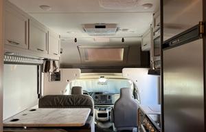 2023 Thor Motor Coach Geneva 22VA RV rental photo 5