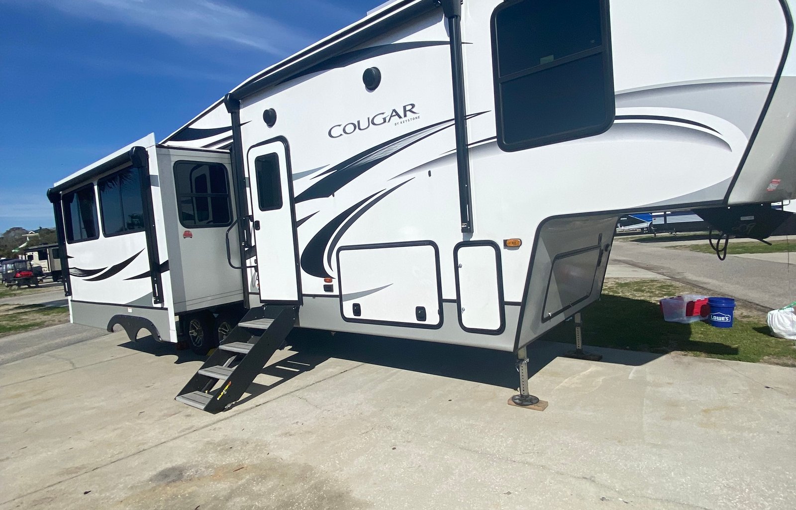 2022 Keystone RV Cougar Half-Ton 30RLS