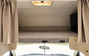 The Island Breeze Cruiser • Sleeps 6 CC-8G