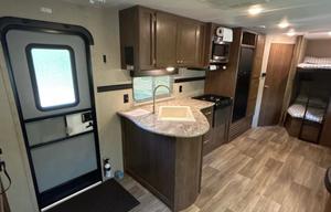 2018 Dutchmen RV Aspen Trail 2810BHS