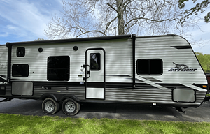 Zeus the 2022 Bunkhouse (Sleeps 8)