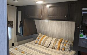 Heartland Pioneer Bunkhouse