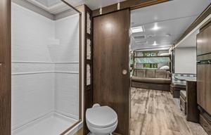 AMAZING BUNKHOUSE CAMPER!