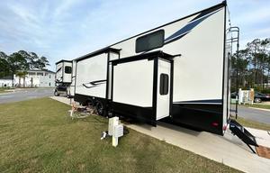 We Deliver! 2023 Montana 381TB 2 bed/2ba w Loft