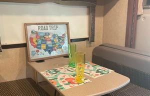 2016 Thor Motor Coach Chateau 31E Bunkhouse