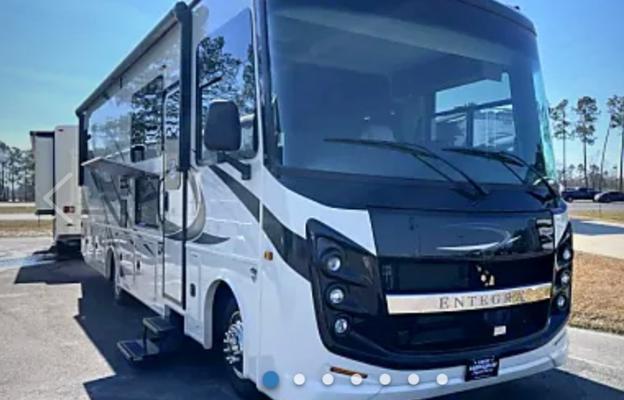 2023 Entegra Coach Vision 29F RV rental photo 1