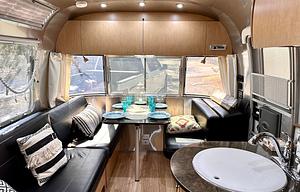 Airstream Flying Cloud 23D