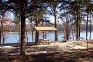 TUCKER HOLLOW PARK