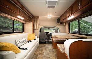 2013 C-Class Bunk House Great for Families