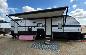 2019 Cherokee Forest River. Sleeps 10!