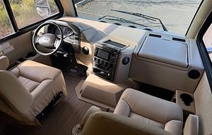 2018 Thor Axis Class A | UNLIMITED MILES  SLEEPS 6
