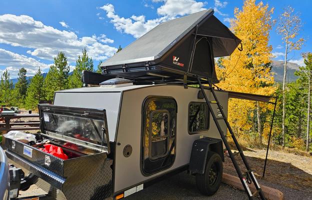 Off-Grid Teardrop Trailer Camper with Rooftop Tent