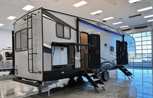 2021 Forest River RV Cherokee Arctic Wolf 321BH