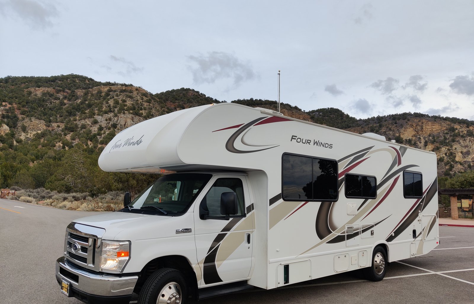 2020 Thor Motor Coach Four Winds 28A