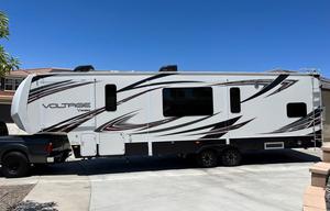 2014 Dutchmen Voltage V-Series V3105