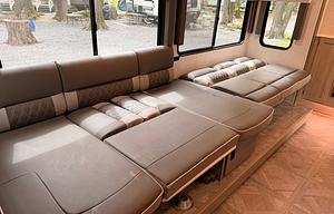 Dream Camper! Private King Master & Priv Bunkhouse