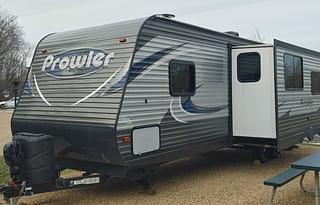 2019 Heartland Prowler 286P BHS RV rental photo 3