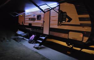 2021 CrossRoads RV Zinger Lite