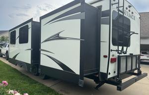 The Meramec – Outdoor Escape Camper