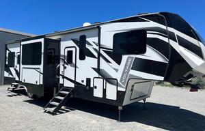 2020 Dutchmen RV Voltage V3635