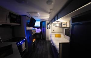 Heartland Mallard 251BH - Fully Loaded/Upgraded