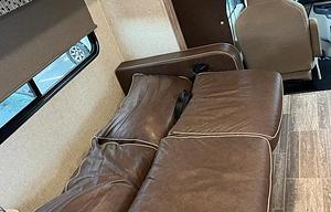 2019 Forest River RV Sunseeker LE 3250DSLE