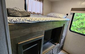 Clubhouse - Ultimate Family Camper