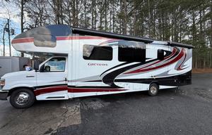 Luxury 2015 Jayco RV - Sleep 6 - Family Road Trip!