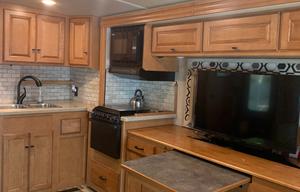 2017 Winnebago Vista LX 30T