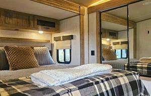 Finger Lakes RV Rentals "Solaire"