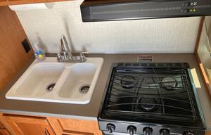 2016 Winnebago Minnie Winnie 25B