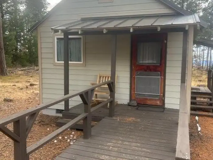 Tamarack Cabin