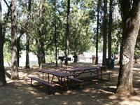 Fawndale Oaks Picnic Area